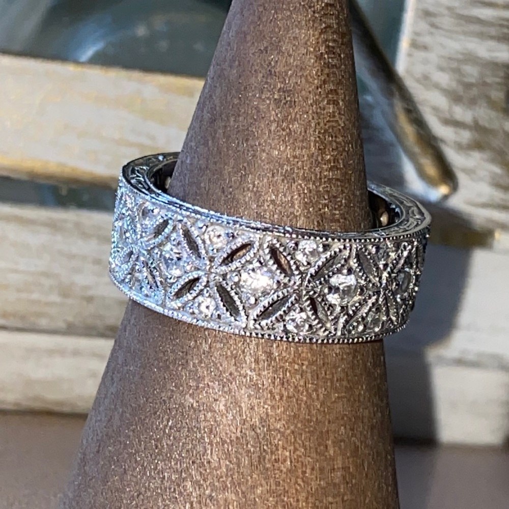 Tacori Diamonique Harlequin Eternity Band - Picture 5 of 14